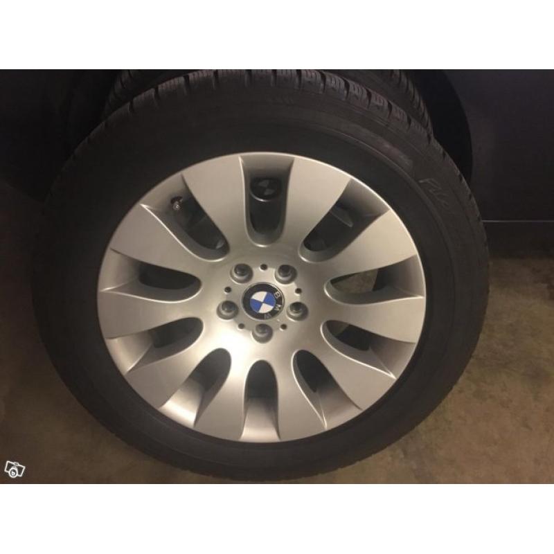 BMW Vinterhjul/M+S däck 18"