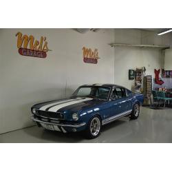 Ford Mustang Fastback 2+2 Coupe